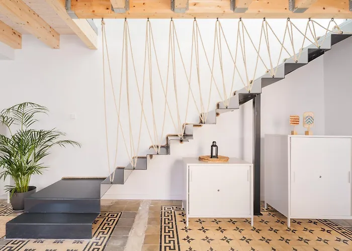 Charming Townhouse With Parking In *