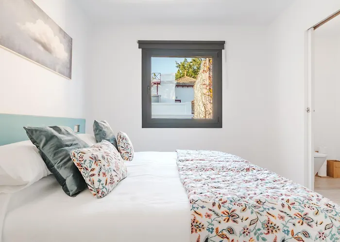 Сasa de vacaciones Charming Townhouse With Parking In La Laguna (Tenerife)