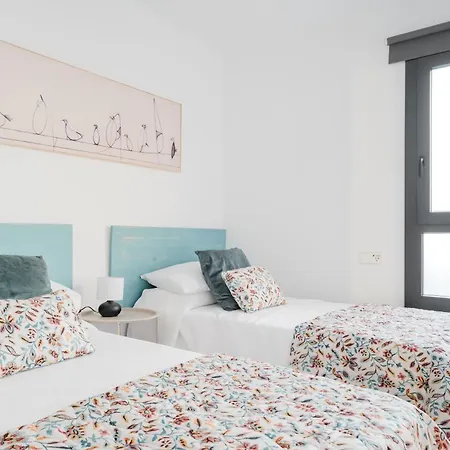 Charming Townhouse With Parking In *